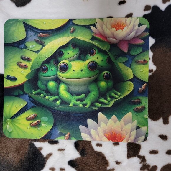 Frog Family Lily Pad Green Non Slip Custom Mouse Pad - Picture 2 of 6
